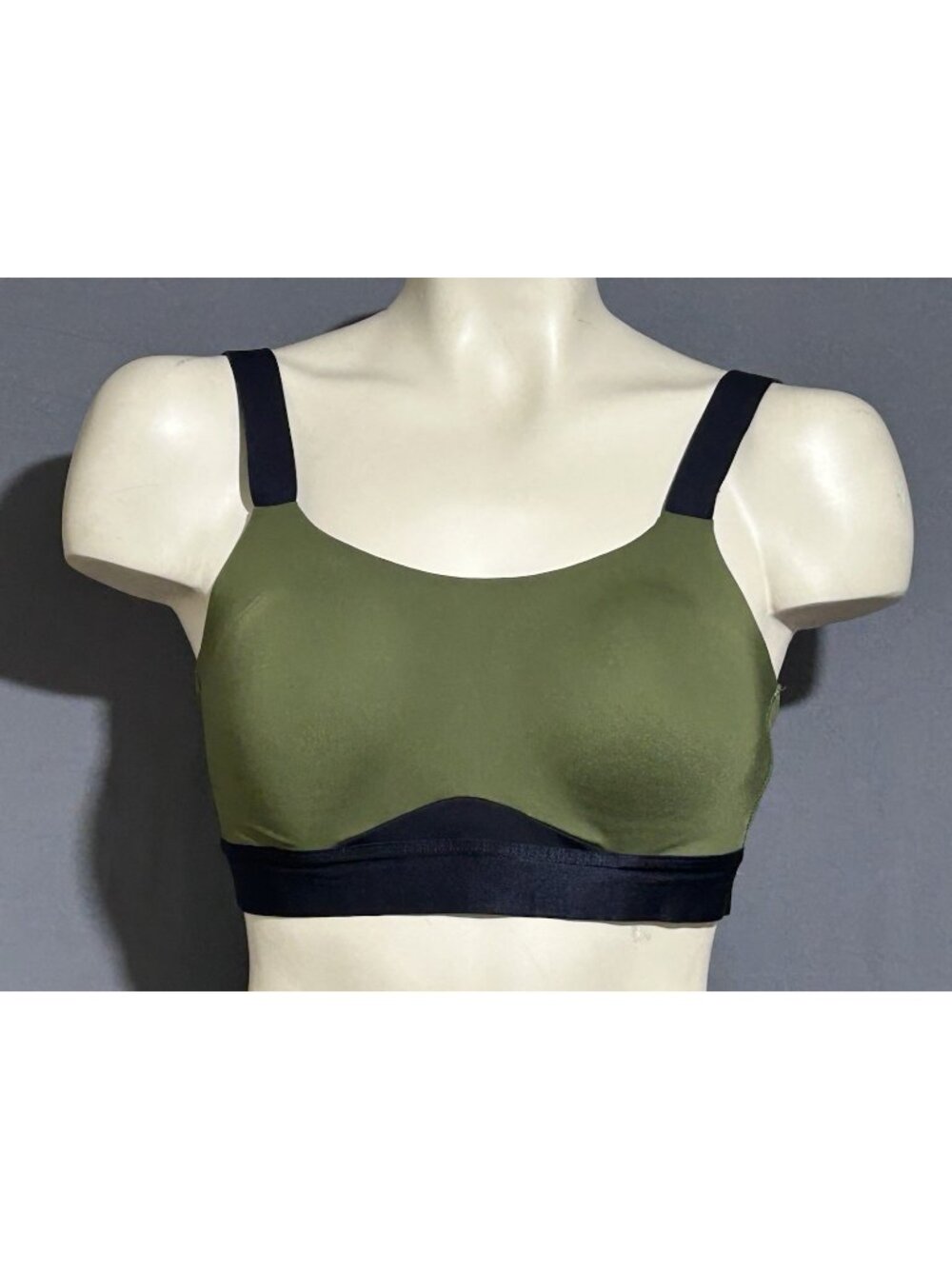 Thirdlove Sports Bra 34D Green/Black Wireless High Impact